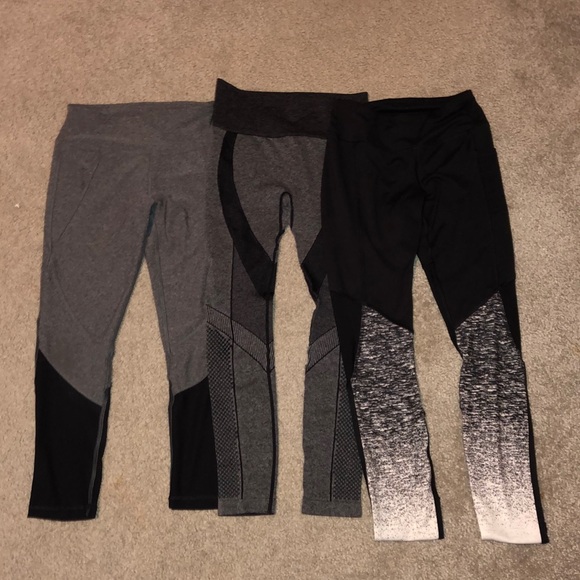3 BUNDLE PAIRS OF LEGGINGS/FITNESS LEGGINGS - Picture 1 of 2